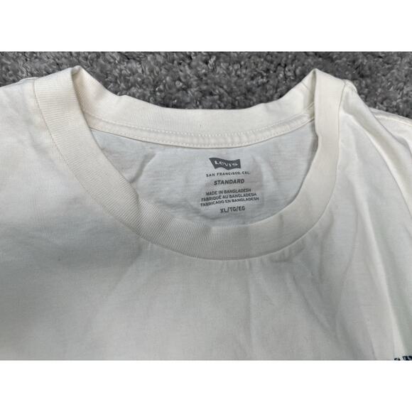 Levis Mens Classic Graphic Tshirt Standard Tan Color Size Large Blue Logo - Picture 9 of 12